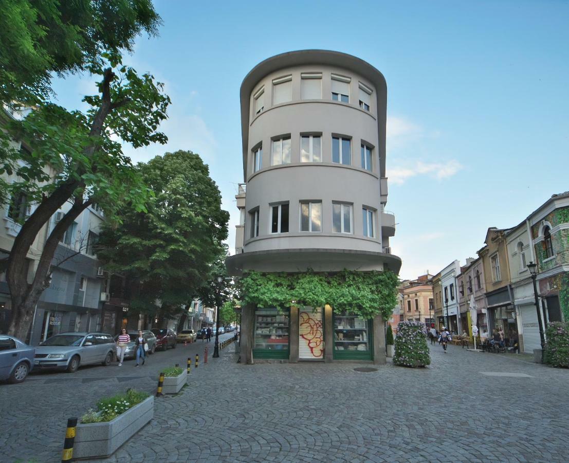 The Flyingtheatre