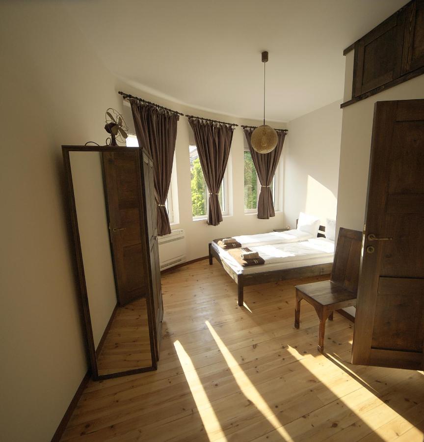 The Flyingtheatre Apartment *